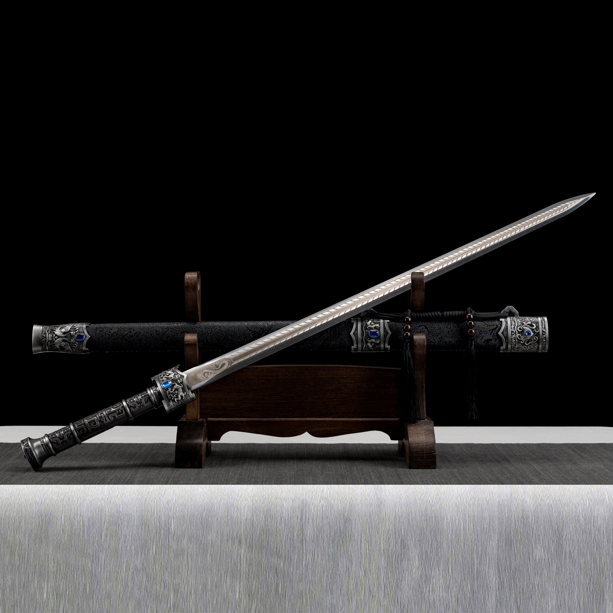 King of Yue Sword Replica - Hexagonal High Manganese Steel Blade, Full-Tang Construction, Alloy Fittings & Leather-Wrapped Scabbard