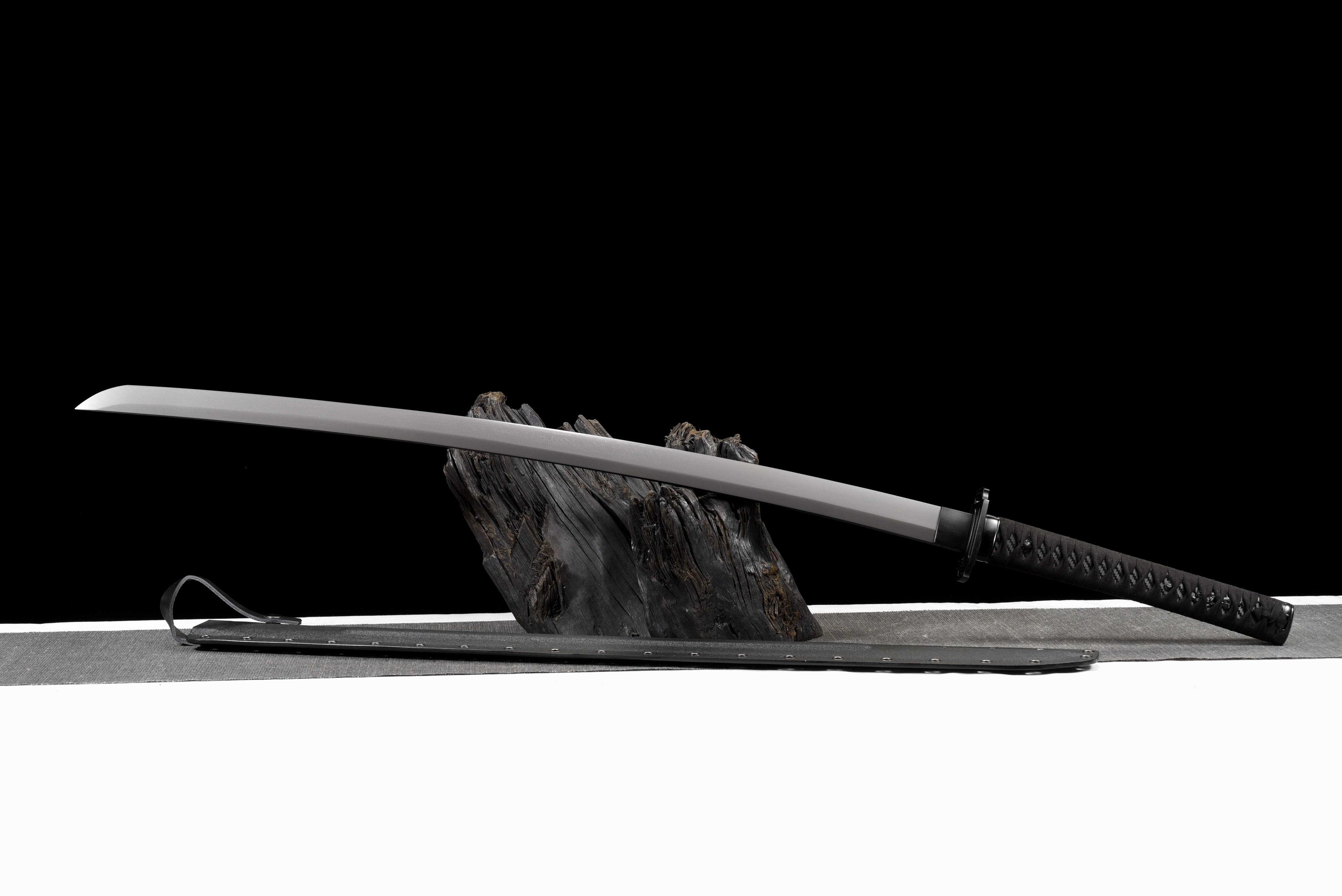 Tactical Katana - Titanium Plated Carbon Steel Blade (Anti-Rust/Scratch Resistant) | Suede Cross-Wrap Handle | Kydex Sheath | Full-Tang Construction