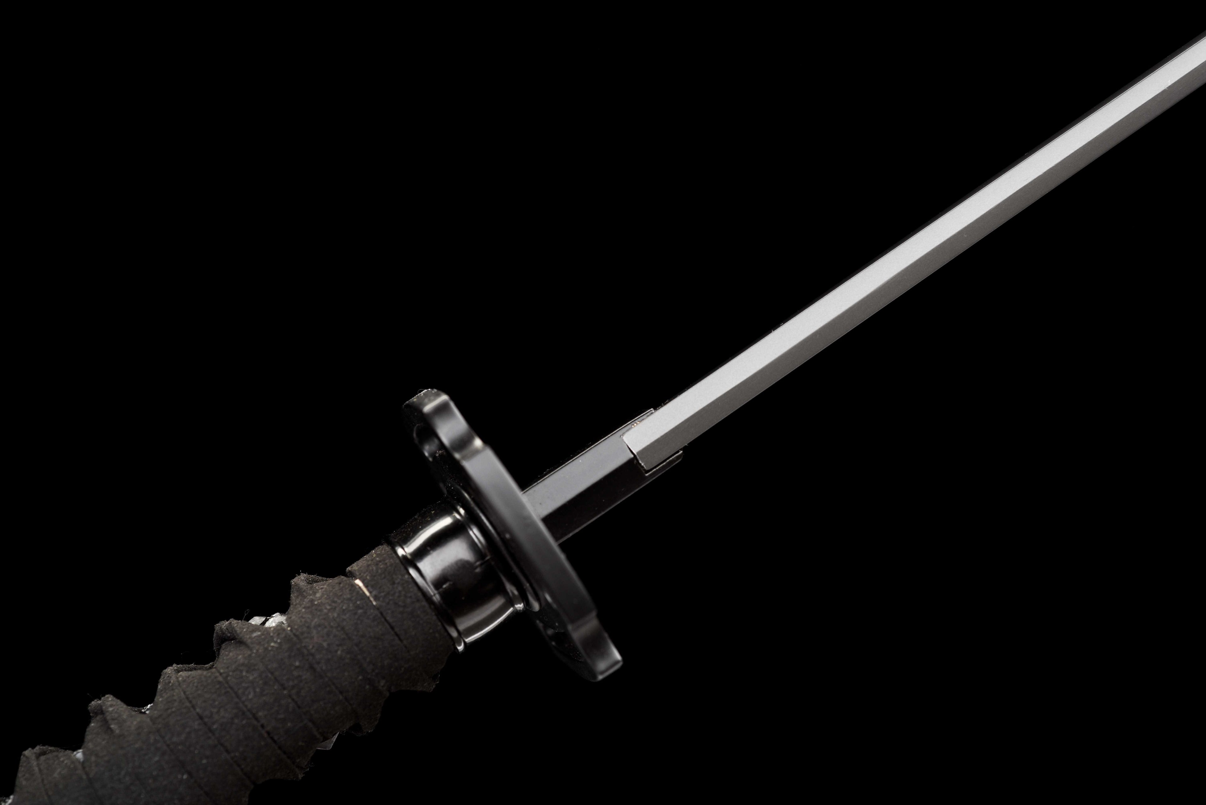 Tactical Katana - Titanium Plated Carbon Steel Blade (Anti-Rust/Scratch Resistant) | Suede Cross-Wrap Handle | Kydex Sheath | Full-Tang Construction