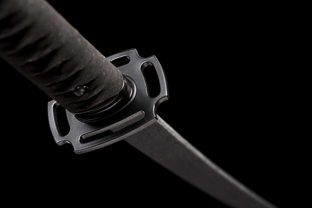 Tactical Katana - Ceramic Coated Carbon Steel Blade (Anti-Rust), Suede Cross Wrap Handle & Kydex Sheath | Full-Tang