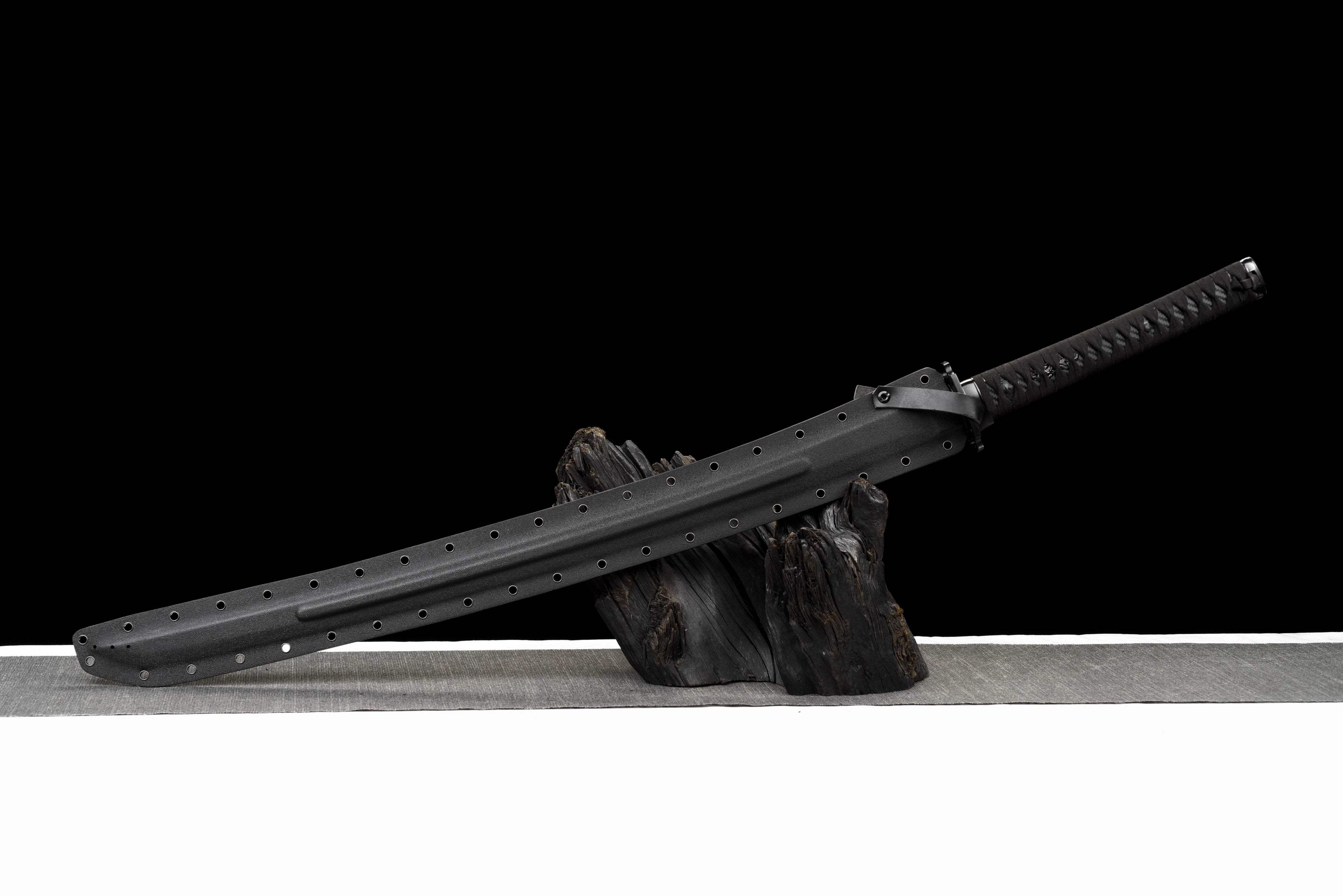 Tactical Katana - Titanium Plated Carbon Steel Blade (Anti-Rust/Scratch Resistant) | Suede Cross-Wrap Handle | Kydex Sheath | Full-Tang Construction