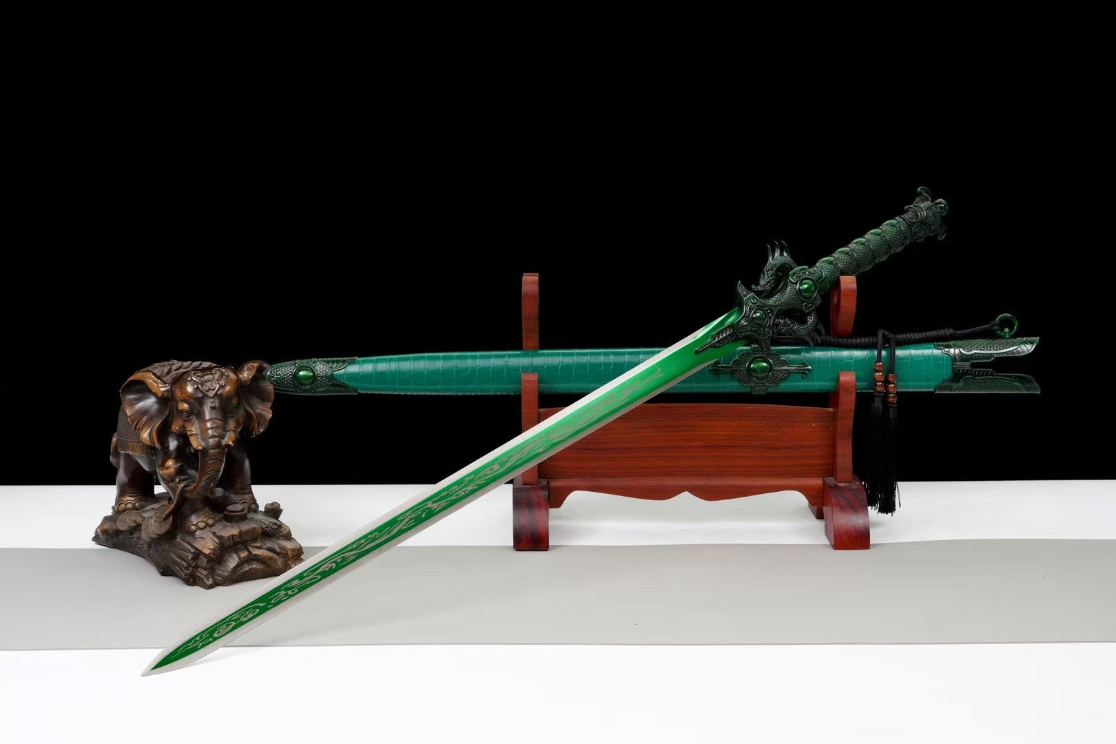 Qingzhu Fengyun Sword - Gentleman is like bamboo, the sword hides clouds, Longquan sword
