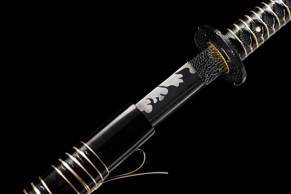 黒金 Handmade black and gold samurai sword: high-carbon steel blade, black and gold color contrast, collection-grade cold weapon