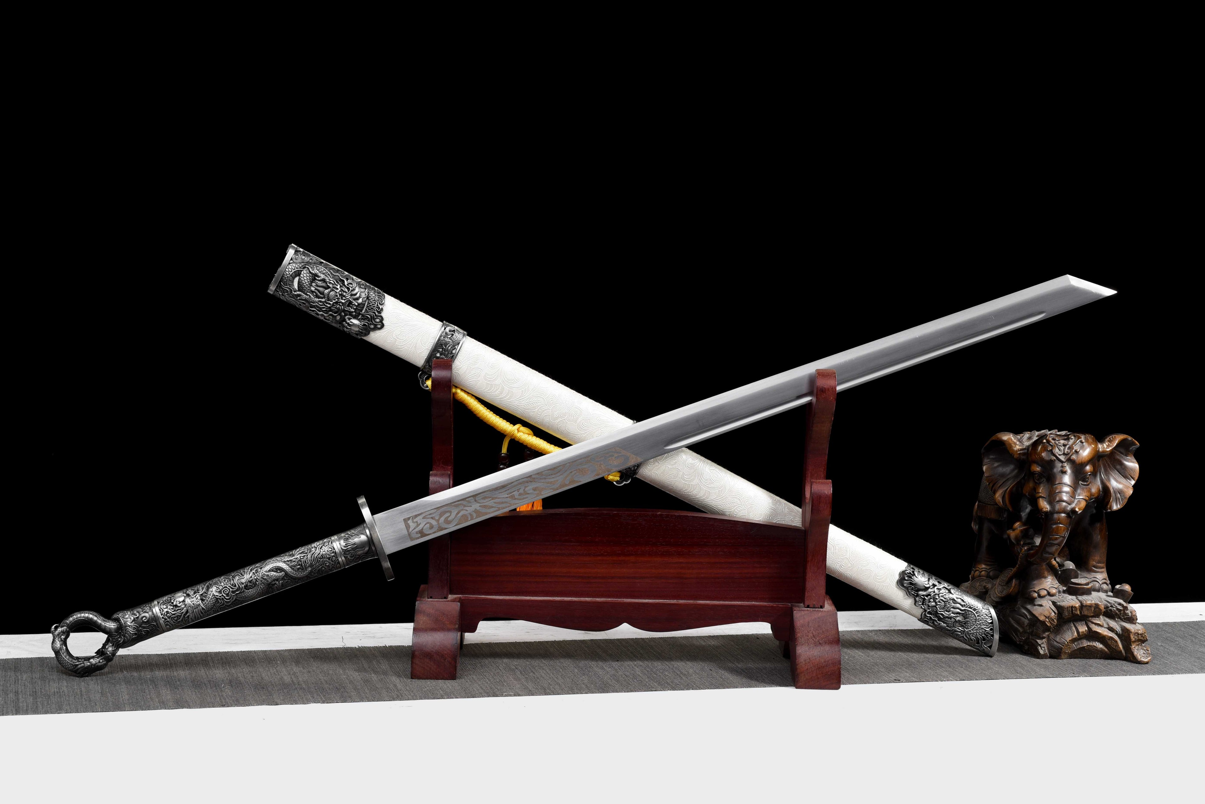 Jinyiwei embroidered spring knife - reproduces the fierceness and elegance of the Ming Dynasty secret service-The emperor's bodyguard is wearing a knife
