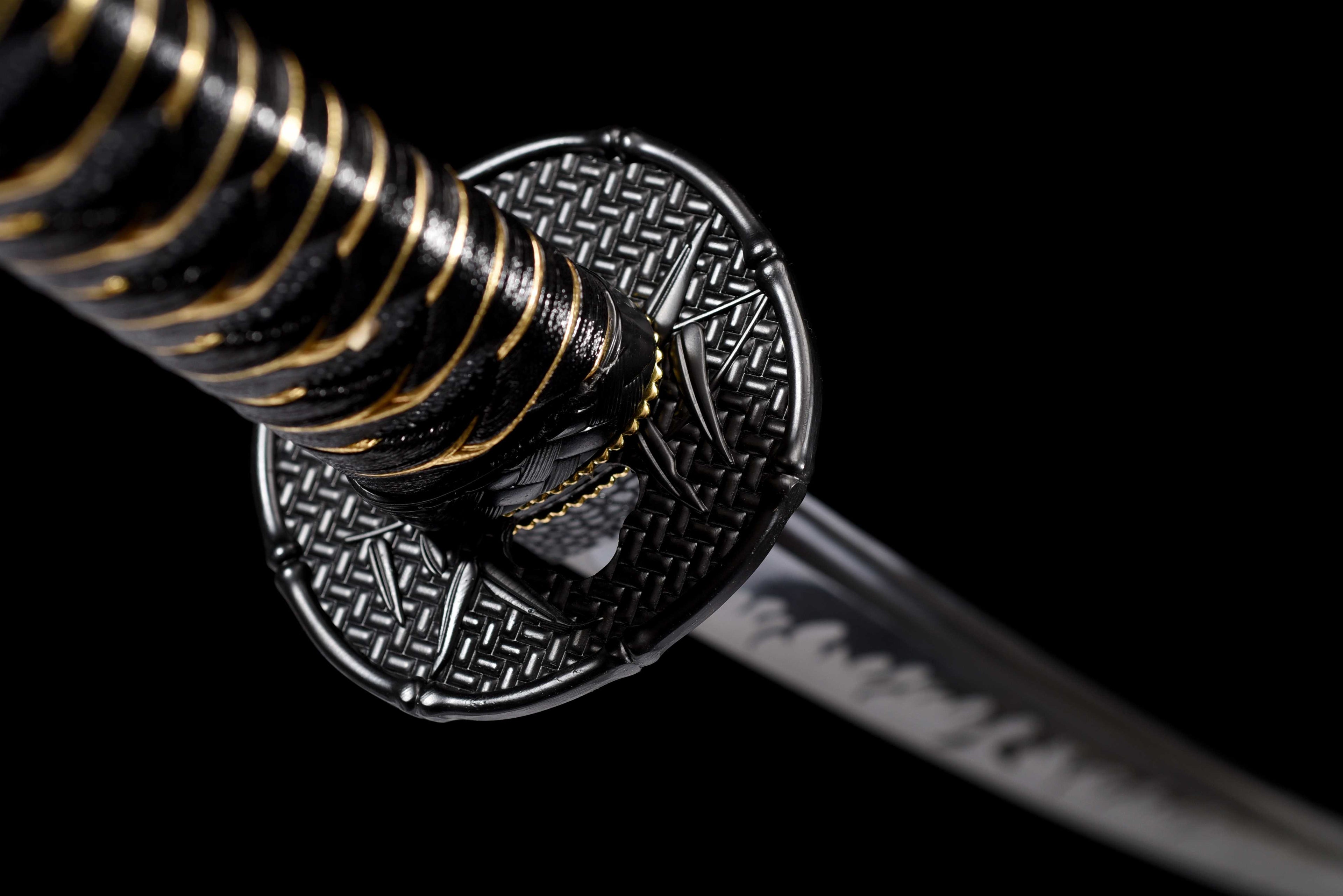 黒金 Handmade black and gold samurai sword: high-carbon steel blade, black and gold color contrast, collection-grade cold weapon